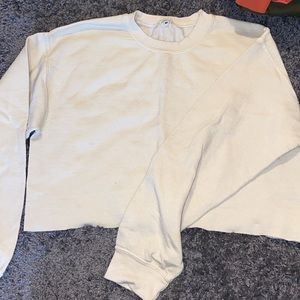 Cropped yellow crew neck